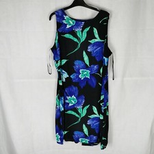 Ladies Vintage Dress Size 20