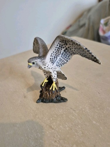 Schleich peregrine falcon - peregrine,