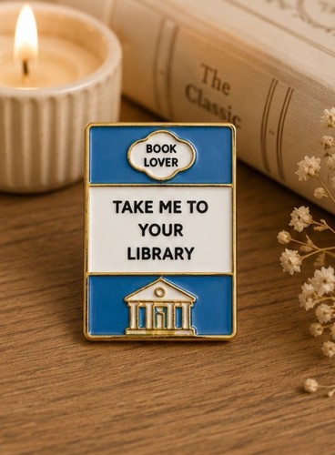 Book lover enamel pin badge - pin,