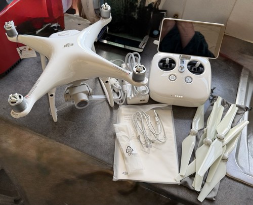 Dji phantom pro - 4, never