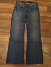 Woman’s Earl Jeans Bootcut