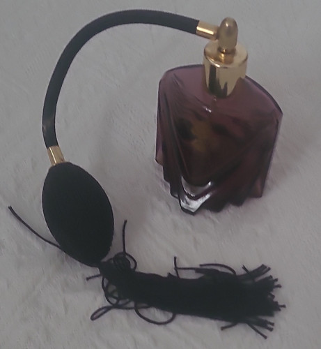 Purple glass perfume atomiser - purple,