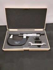 Mitsutoyo Micrometer 102-302 Precision Measuring Tool Used
