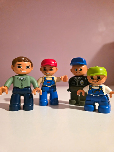 Lego duplo minifigures lot - lego,