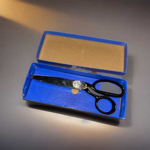 Vintage pinking shears - shears, with