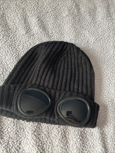 Company black beanie - cp,