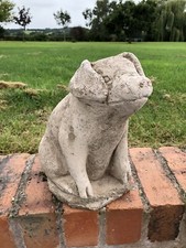 Traditional pig garden - traditional,