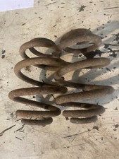 VW T4 TRANSPORTER 1994 2.4 LHD PAIR OF REAR SUSPENSION COIL SPRINGS