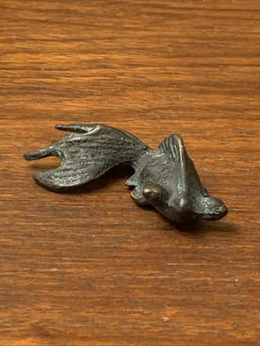 Miniature cast bronze fantail - cast,