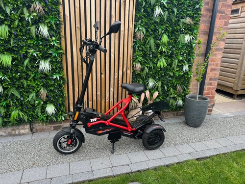 Three wheel scooter - wheel,
