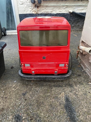 Kids coin operated lorry - operated, lorry/