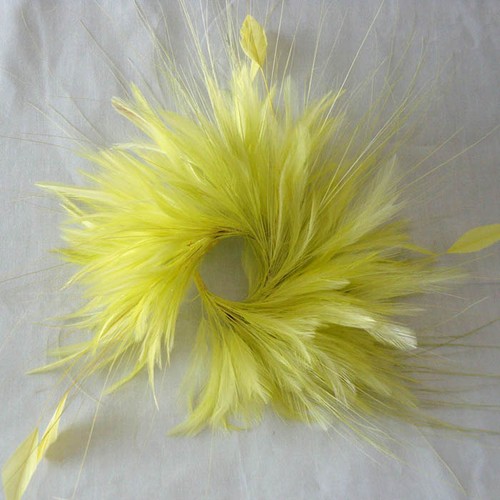 Twisted hackle fluffy feather - twisted,