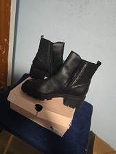 Black Boots Size 8
