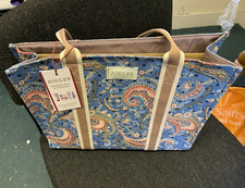 Joules Weekend Bag with Toiletries