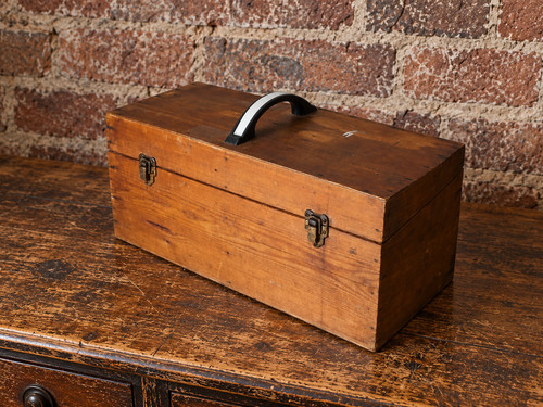 Vintage pine carry box - carry, wooden