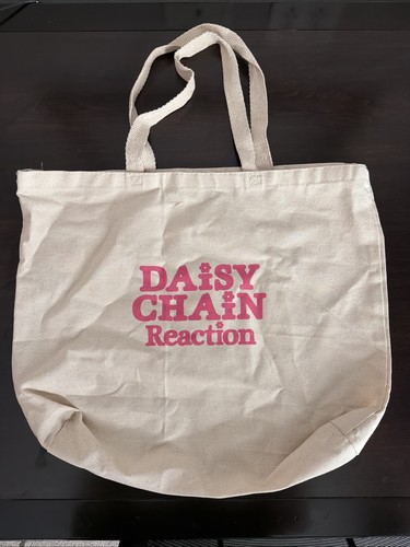 Authentic daisy chain fields - chain,