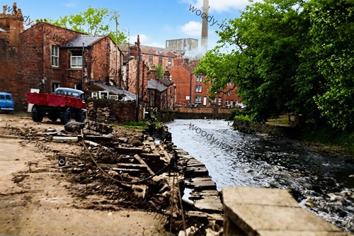 Col1657 barrowford floods - -,