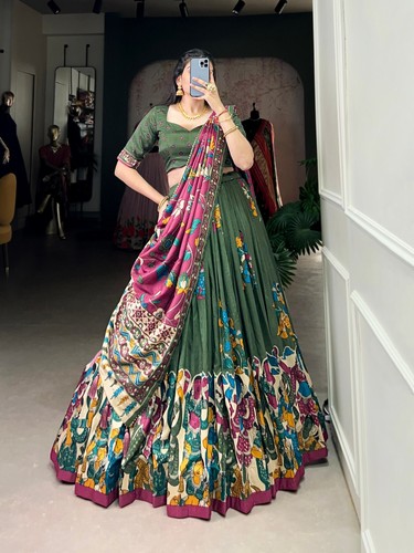 Stylish look mehndi green - look,