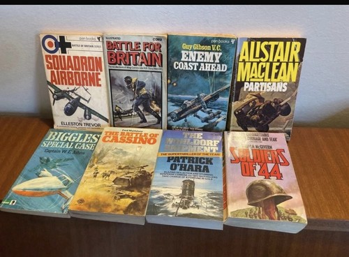 Vintage war books bundle - books, pan