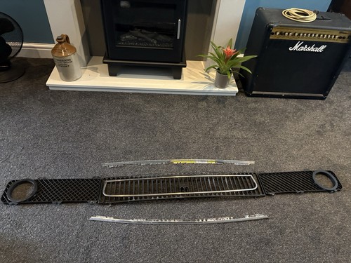 1972 mgb roadster grill - mgb, in
