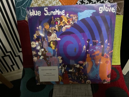 The glove blue sunshine - glove,