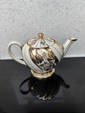 Vintage Sadler Teapot Gold