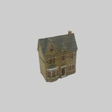 Dolls House Holme Lodge toy