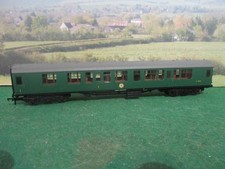 Hornby MK1 Composite Corridor