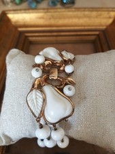 trifari jewellery Bracelet