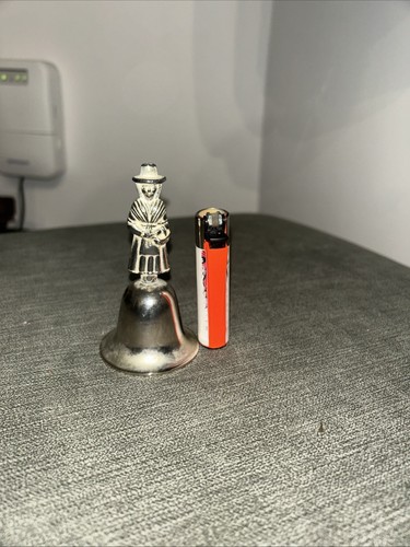 Vintage silver tone - silver, lady