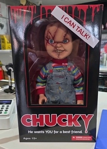 Talking chucky doll - chucky,