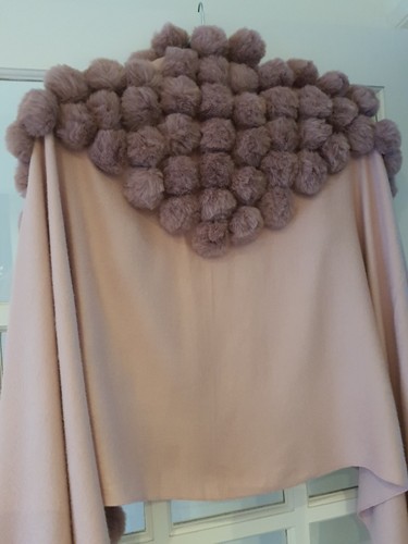 Dusky pink pom - pom,