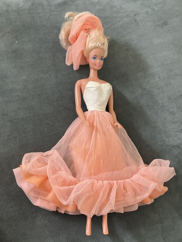 Vintage barbie peaches cream - barbie, n