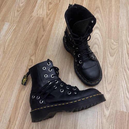 Martens black leather - dr,