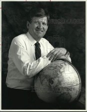 1992 Press Photo Robert Lees