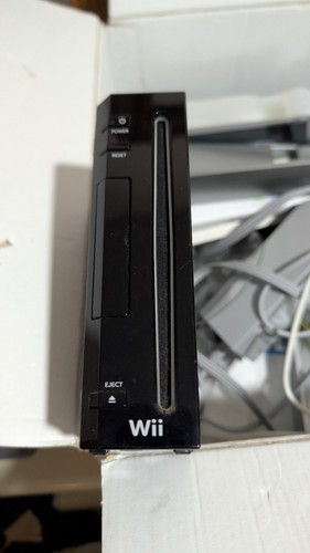 Nintendo wii fit - nintendo,