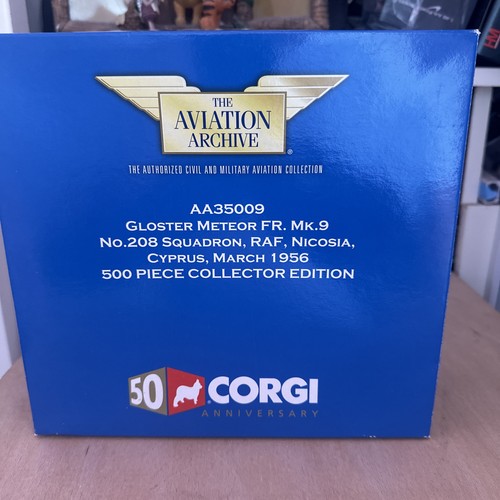 Corgi aa35009 gloster meteor - corgi,