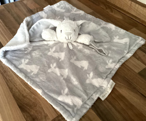 Blankets beyond silver grey - &,
