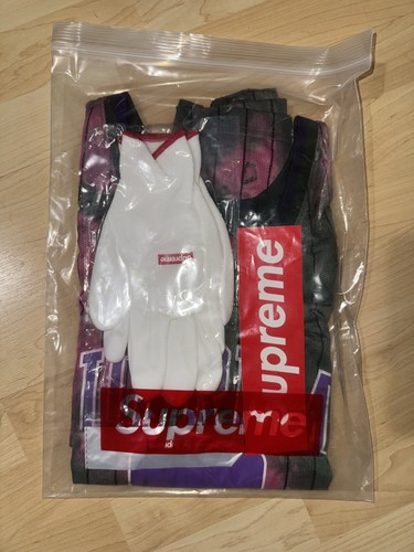 Brand new supreme - new, dyed