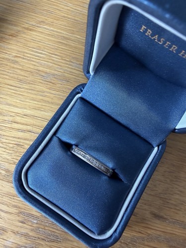 Platinum half diamond - platinum,