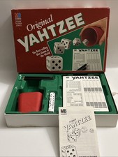 MB Vintage 1994 Yahtzee Original Family 5 Dice Board Game 100% Complete Game