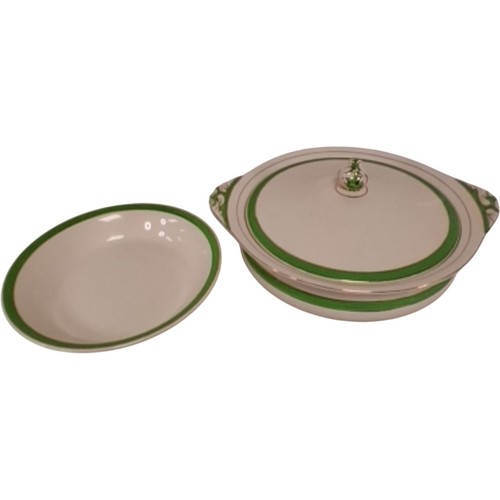 Queens green solian ware soup - green,