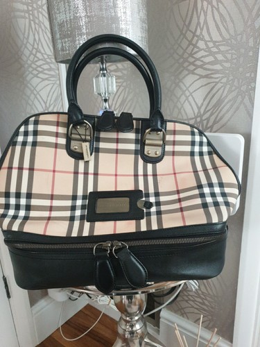 Burberry double compartment - burberry,
