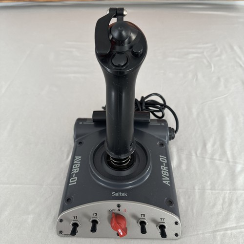 Saitek av8r usb - saitek, pc
