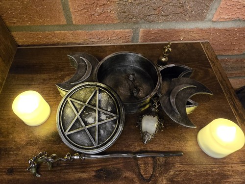 Pentagram storage box desk - pentagram,