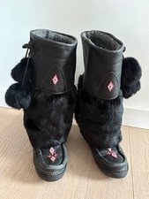 MANITOBAH MUKLUK Leather Fur