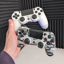 2 Official PS4 Dualshock 4