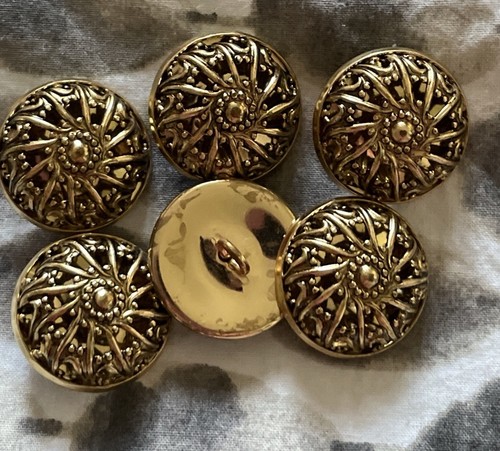 Gold tone 20mm buttons new - buttons,