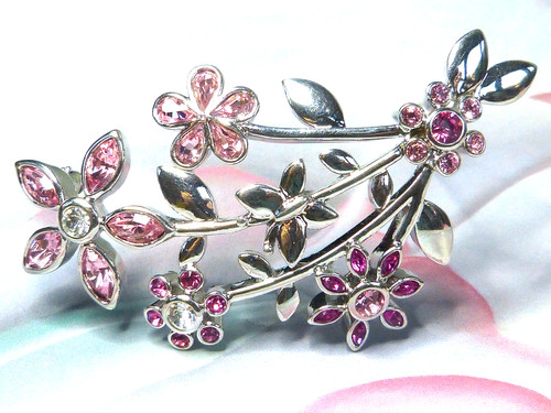 Dyrberg kern brooch 1980s - kern,