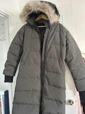 Ladies genuine Canada Goose